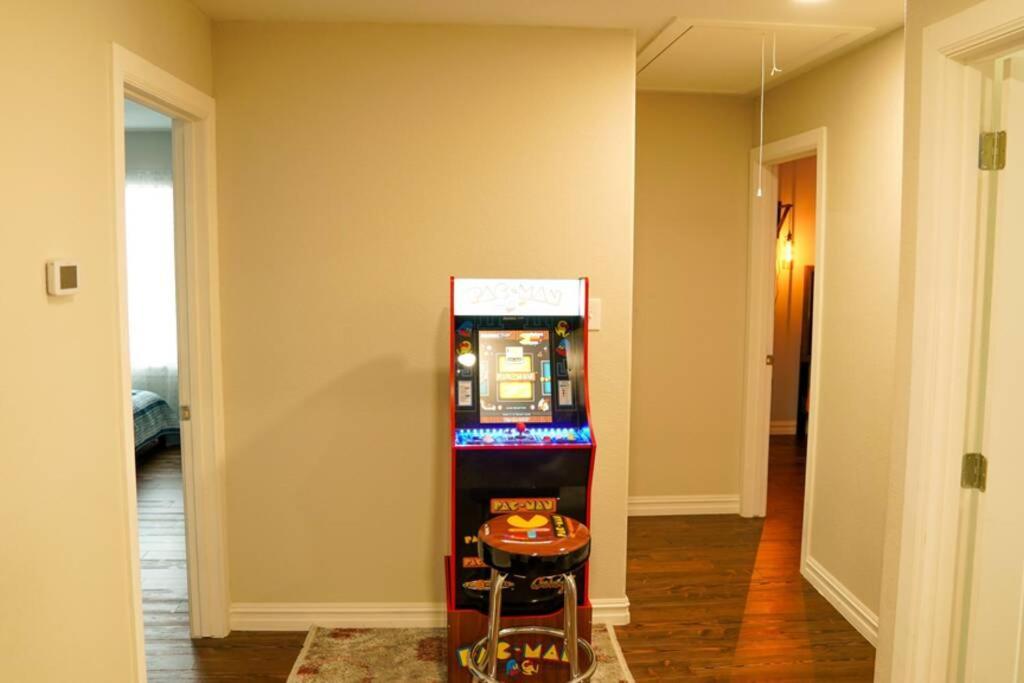 Dallas 4Br Large Yard W Hot Tub , Fire Pit And Basketball Hoop Eksteriør bilde