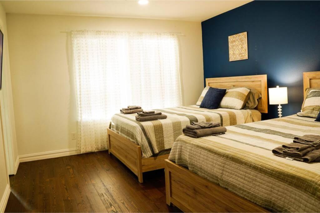 Dallas 4Br Large Yard W Hot Tub , Fire Pit And Basketball Hoop Eksteriør bilde